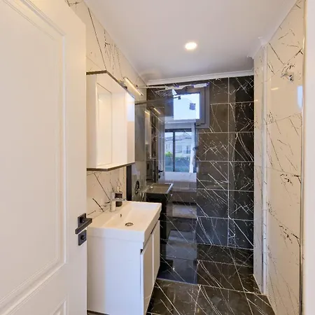 Villa Prestige 2 *
